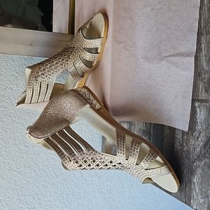 Golden Patterned Sandels